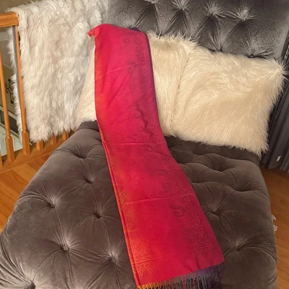 Multicolor, red and pink Paisley Scarf *Brand New in pack!* - Picture 3 of 3